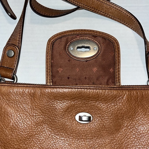 VTG-fossil-Boho, Marlow Crossbody Chestnut pebbled leather Crossbody purse/bag - Picture 5 of 16
